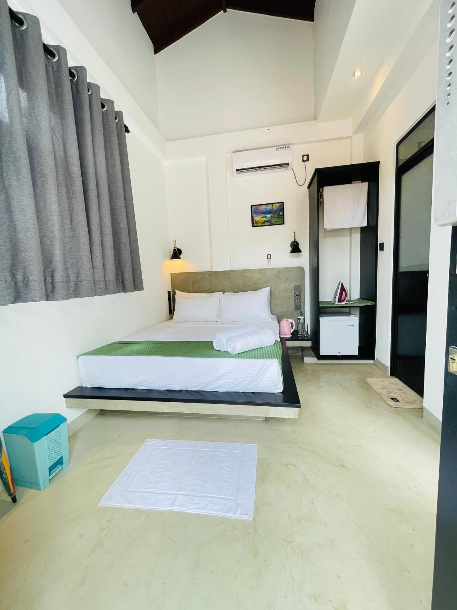 Thara Inn Villa Диквела Екстериор снимка