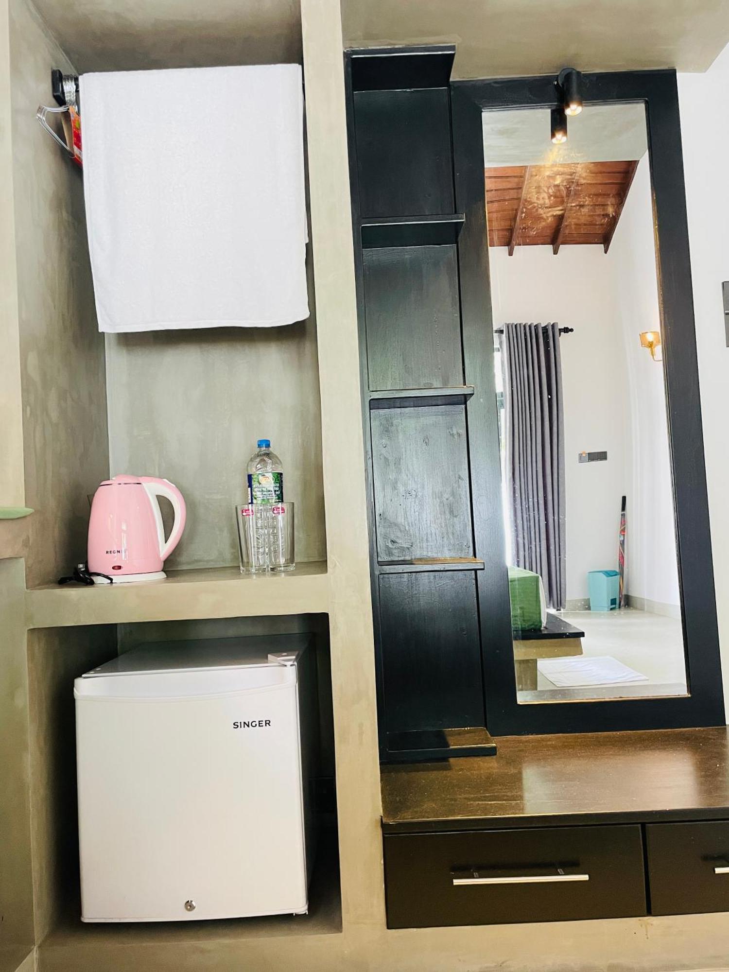 Thara Inn Villa Диквела Екстериор снимка