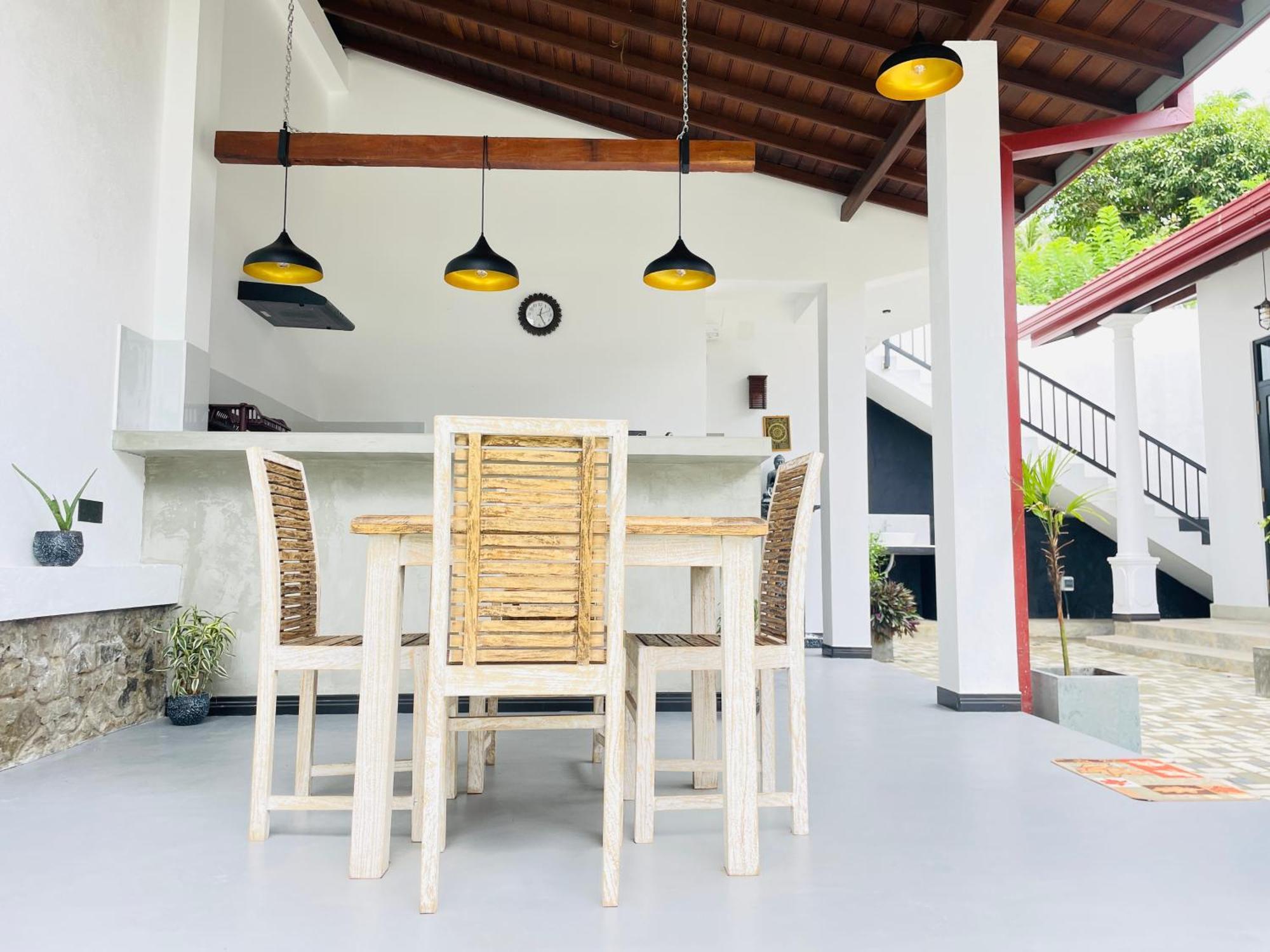 Thara Inn Villa Диквела Екстериор снимка