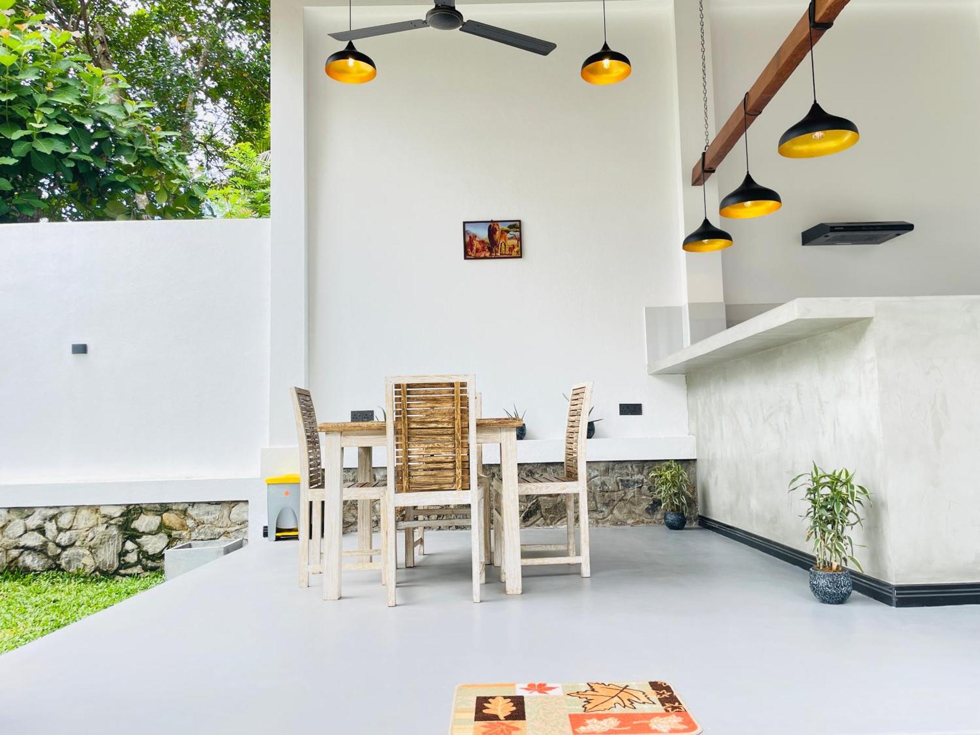 Thara Inn Villa Диквела Екстериор снимка