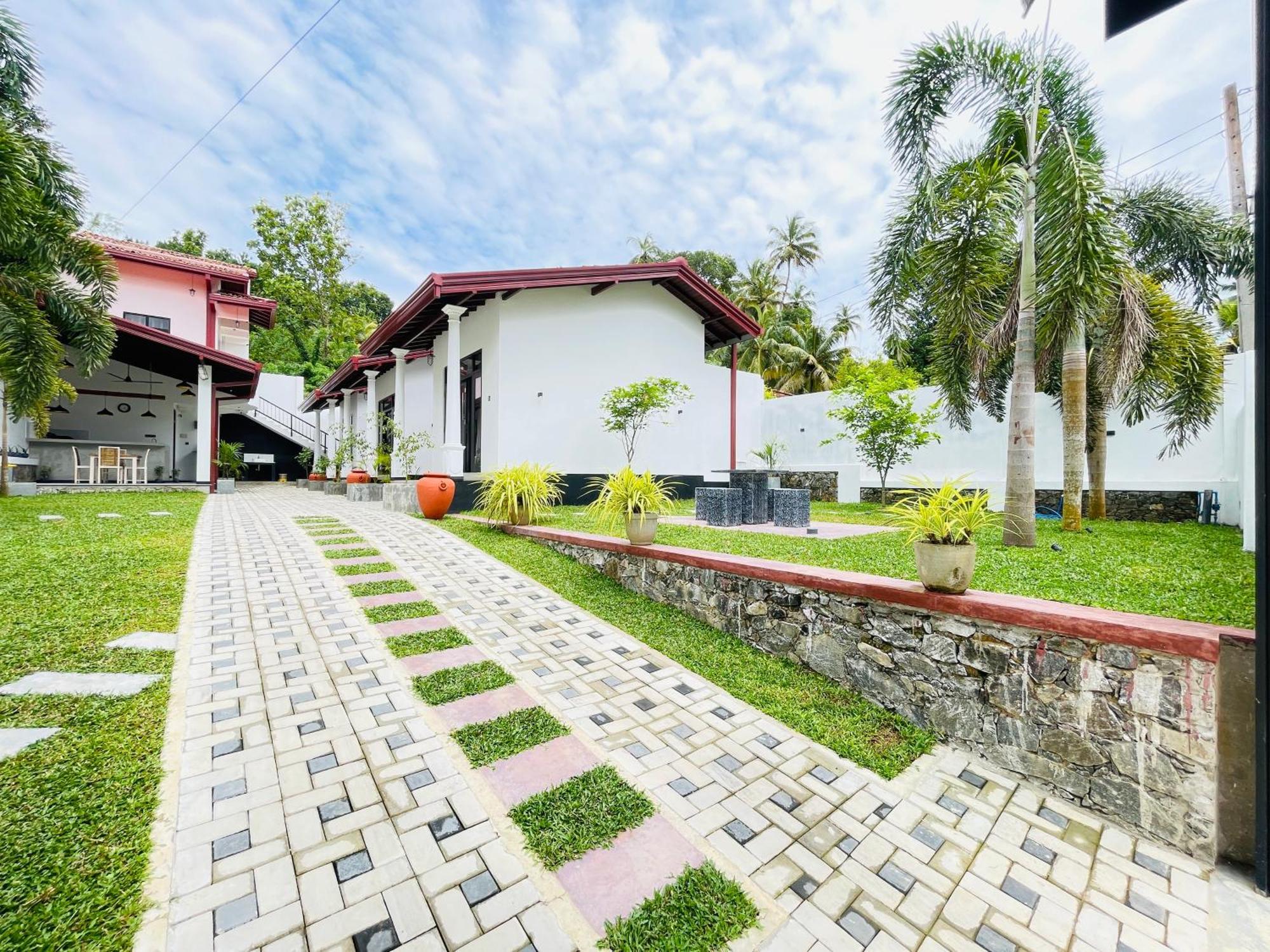 Thara Inn Villa Диквела Екстериор снимка